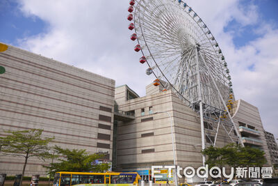 家長帶孩看IMAX電影吵整場！　美麗華道歉「超頂處理」被讚爆