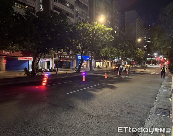 ▲▼臨檢站。（圖／記者邱中岳翻攝）