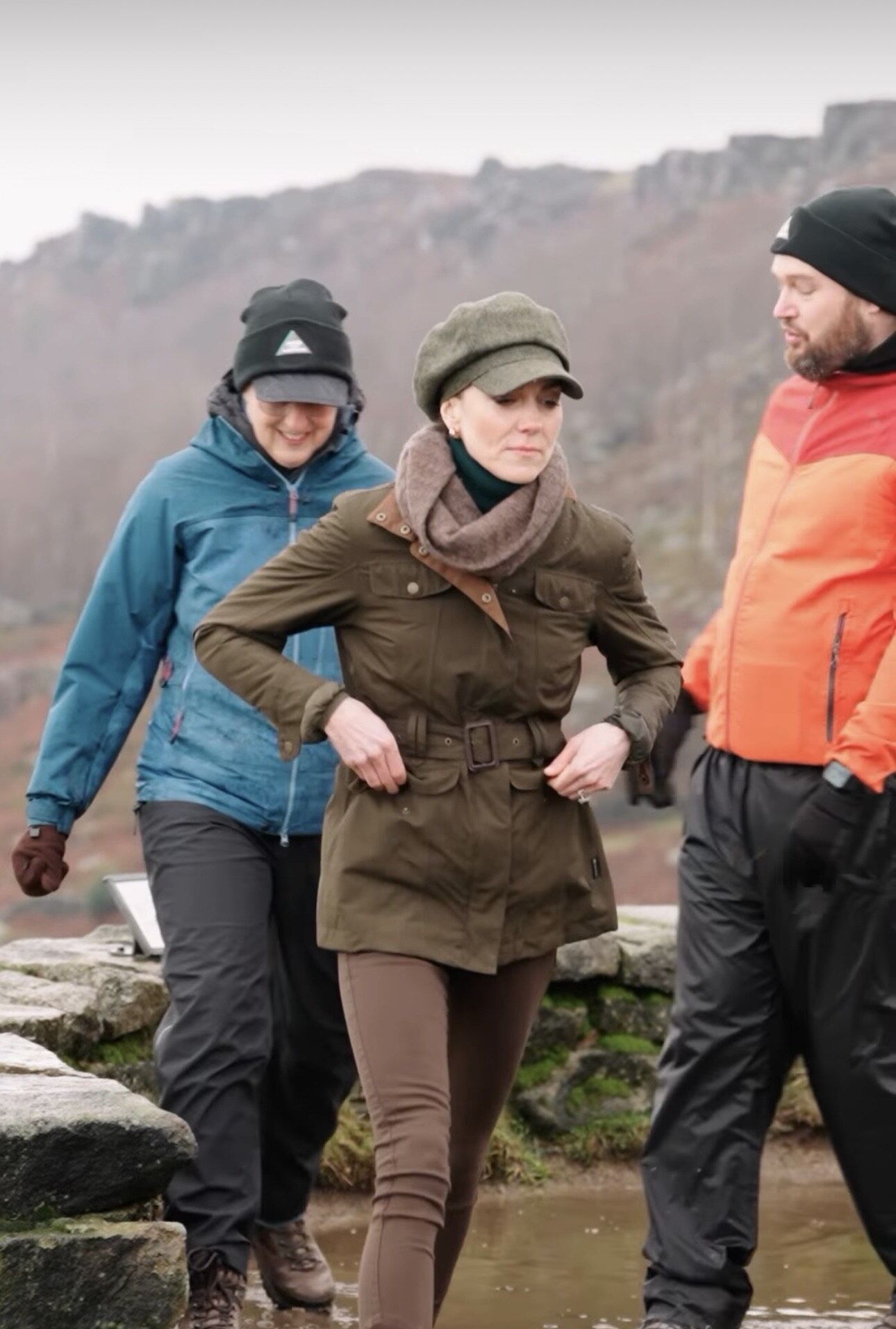 凱特王妃綁麻花辮健行秀英式戶外時尚