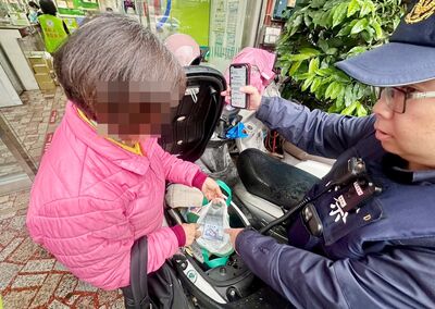 詐騙啦!桃園婦提領242萬「投資長照」 警即時攔阻守住積蓄