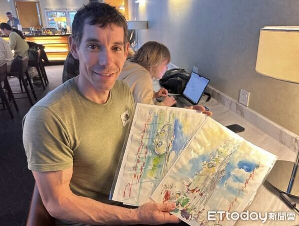 台灣女孩神速寫「攀101英姿」霍諾德收到了！他超愛：會掛在家