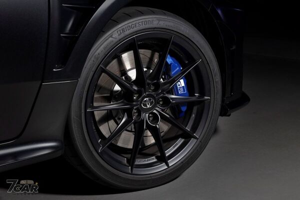 致敬賽車手 S&eacute;bastien Ogier　Toyota GR Yaris 推出 9 屆冠軍特別版