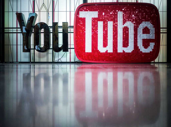 YouTube推動更多功能納入Premium，積極提升訂閱誘因與廣告效益。