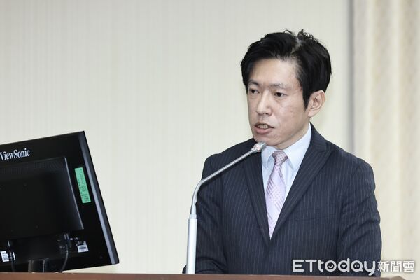 ▲▼行政院秘書長張惇涵。（圖／記者徐文彬攝）