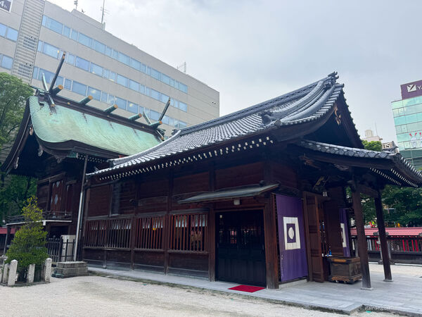 ▲▼福岡藍瓶咖啡、警固神社。（圖／部落客台南好Food遊授權提供）