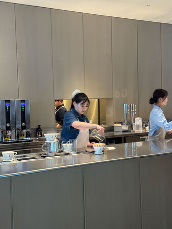 ▲▼福岡藍瓶咖啡、警固神社。（圖／部落客台南好Food遊授權提供）