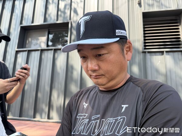 ▲▼     蔡其昌、曾豪駒        。（圖／記者王真魚攝）