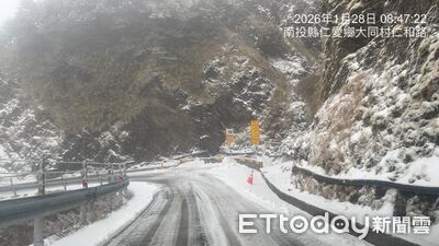 積雪未融逢低溫！翠峰至大禹嶺入夜只出不進　武嶺至松雪樓封閉