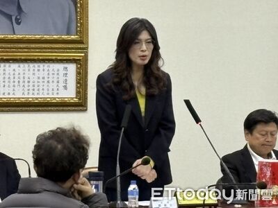 要求鄭麗文為「美國恩人說」道歉　張亞中舉歷史打臉：奴僕心態