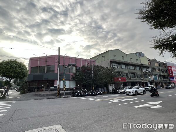 ▲▼       新店寶橋路      。（圖／記者項瀚攝）