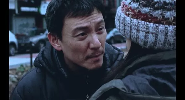 ▲張震《幸福之路》演活為生活苦撐的外送員父親。（圖／甲上提供）