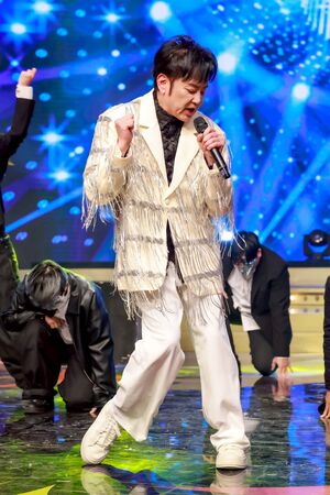 ▲陽帆(中)與浩角翔起合作。（圖／民視提供）