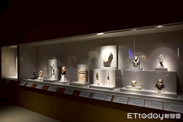 ▲奇美博物館《埃及之王：法老》特展盛大開幕，台南市長黃偉哲與國內外貴賓共同揭開序幕。（記者林東良翻攝，下同）