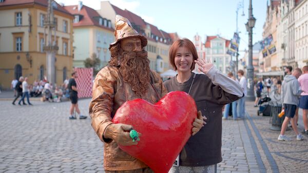 ▲▼曾沛慈擔任《列車人生》旅人，坦言走了一條「特別的演藝路」。（圖／公共電視、新傳媒提供）