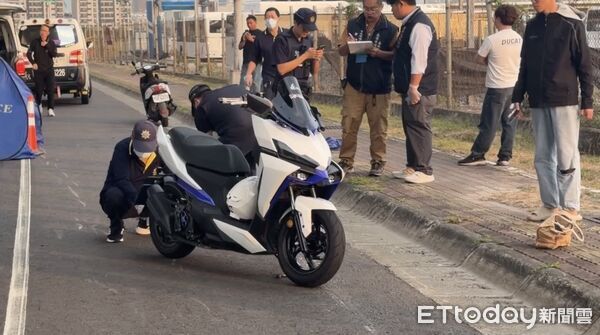 ▲▼高雄死亡車禍 。（圖／記者陳宏瑞攝）