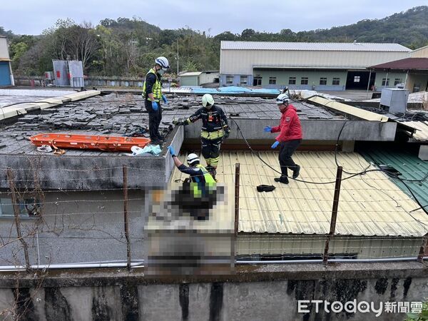▲2男大生雙載騎車回家，撞電桿噴飛雙亡。（圖／記者楊永盛翻攝，下同）