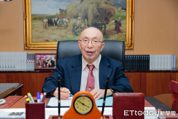 ▲南台學校財團法人第十七屆董事長張信雄博士，獲董事會高票推舉並奉教育部於28日正式核定就職。（記者林東良翻攝）