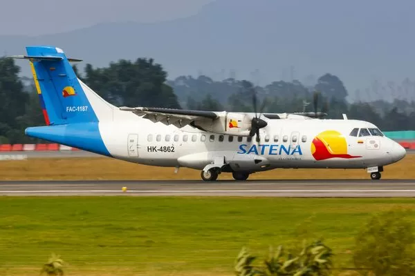 ▲▼哥倫比亞國營薩特納航空（Satena）客機。（圖／達志影像／美聯社）