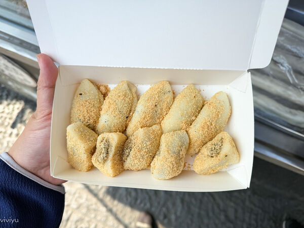 ▲▼鹿港阿婆現包現賣古早味麻糬。（圖／部落客viviyu提供）
