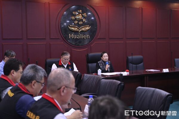 ▲花蓮縣政府召開1月份道路交通安全聯席會報，由縣長徐榛蔚主持。（圖／花蓮縣政府提供，下同）