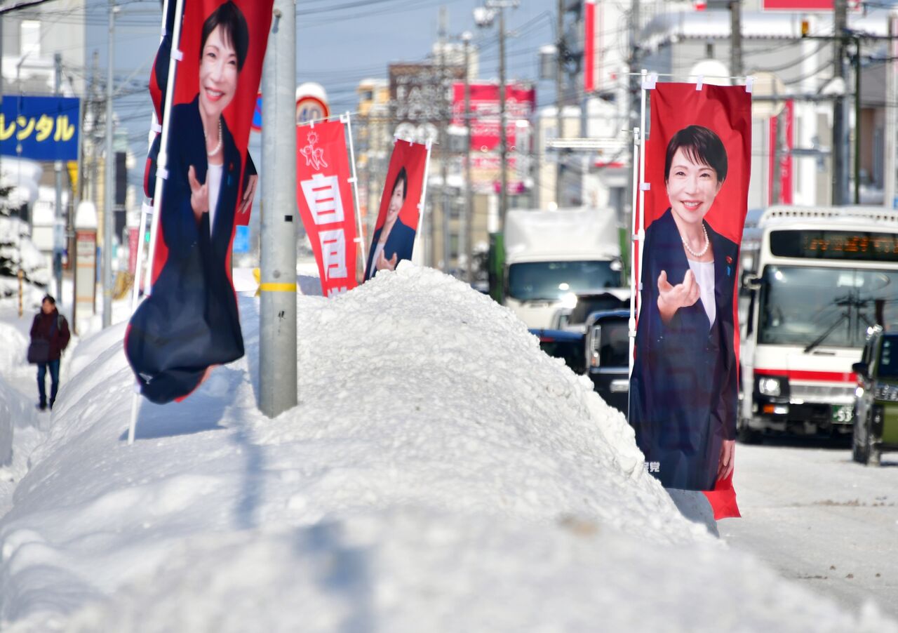 北海道札幌暴雪來襲 今、明夜間列車「全面停駛」