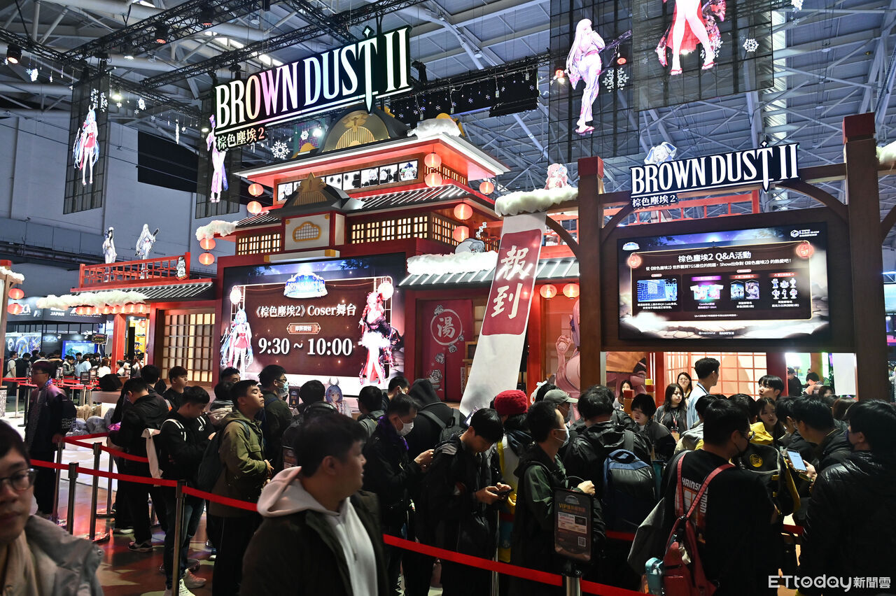 [閒聊] 棕色塵埃把溫泉搬到電玩展 Coser色氣對拼 - 希洽 - PTT.BEST 批踢踢爆文 2