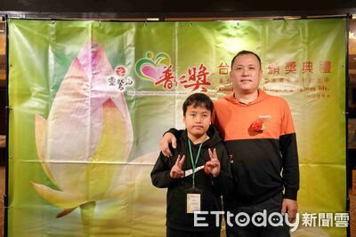 近全盲仍勇敢追夢！宅港國小周君憲獲普仁獎　用音樂照亮人生