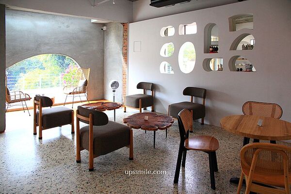 ▲▼南投老宅改造清水模景觀咖啡廳。（圖／部落客萍子提供）