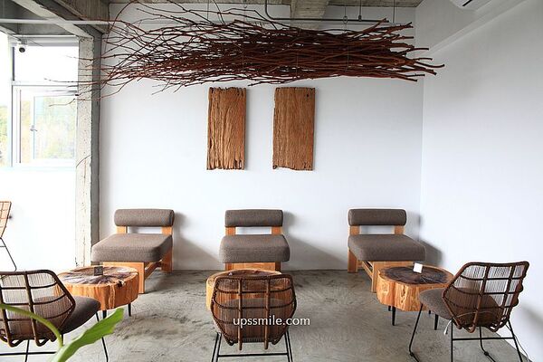 ▲▼南投老宅改造清水模景觀咖啡廳。（圖／部落客萍子提供）