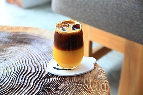 ▲▼南投老宅改造清水模景觀咖啡廳。（圖／部落客萍子提供）