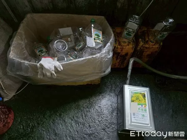 ▲▼             不肖公司混裝芥花油與進口橄欖油，裝作100%橄欖油販賣。（圖／記者翁伊森翻攝，下同）