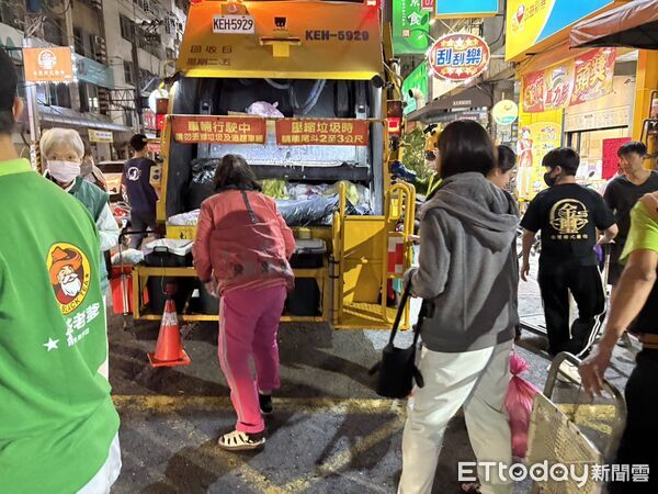 ▲▼ 高雄春節「垃圾清運」時間表出爐　5大危險物品處理方式一次看。（圖／記者賴文萱翻攝）