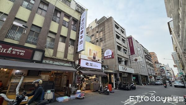 ▲老江紅茶牛奶。（圖／記者許宥孺攝）
