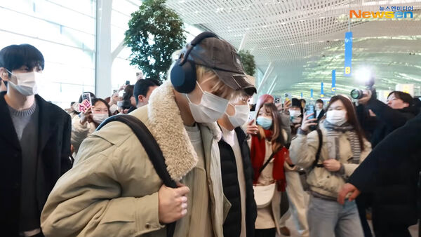 ▲TXT提前2天來台。（圖／翻攝自TXT YouTube）