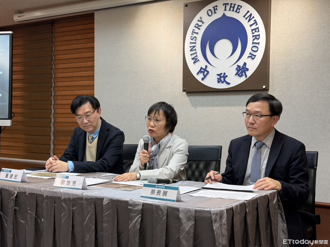 李貞秀當立委需棄對岸國籍 劉世芳提醒:中共官網有退籍證書可下載