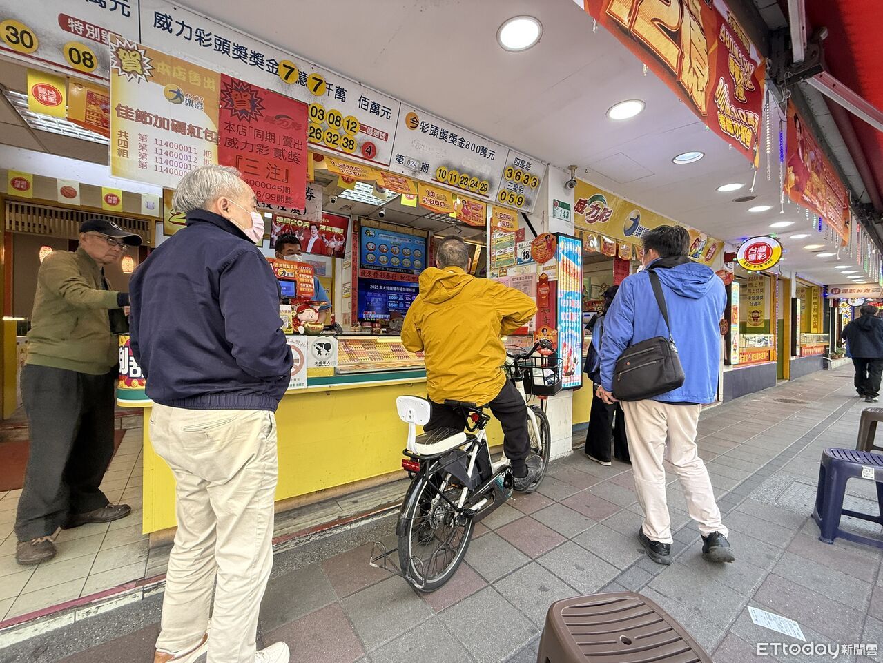 億元得主面相大洗牌! 2025年中獎人圓臉、雙眼皮、濃眉成標配