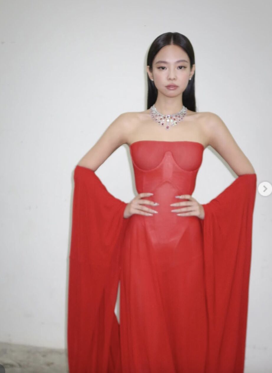 ▲▼ jennie    。（圖／翻攝自IG）