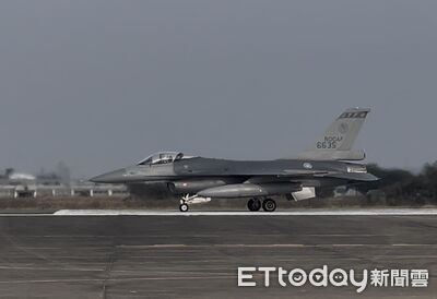 漢光首日F-16衝出跑道！空軍公布初步原因　飛官平安、飛機輕損