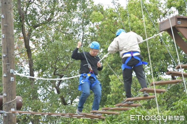 ▲校長會議面山體驗凝聚共識。（圖／記者楊晨東翻攝）