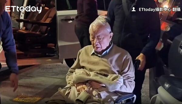 ▲▼黃仁勳晚宴選在「榕居」　張忠謀坐輪椅現身。（圖／攝影中心翻攝）