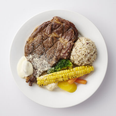 ▲IKEA新春請屬馬民眾免費吃主餐。（圖／業者提供）