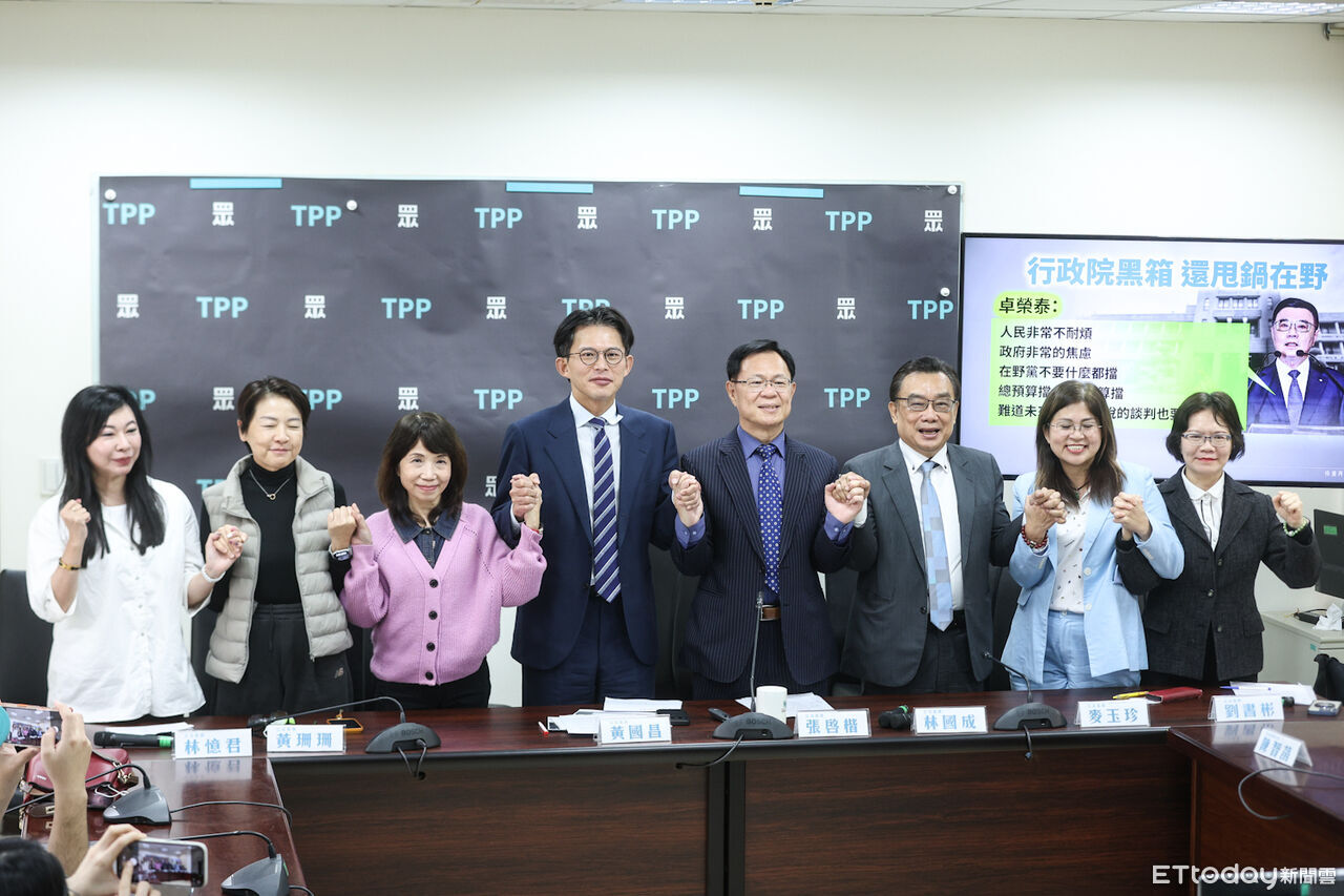 白營6立委交棒!任期最後一天 黃國昌率黨團拼住宅法、立院組織法三讀