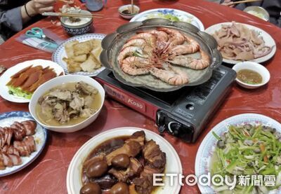 年菜反覆加熱最危險　醫憂春節腸胃炎恐暴增3成