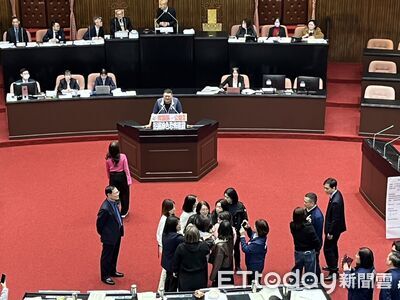 快訊／創立法院史上首次！　預算會期「總預算一字未審」