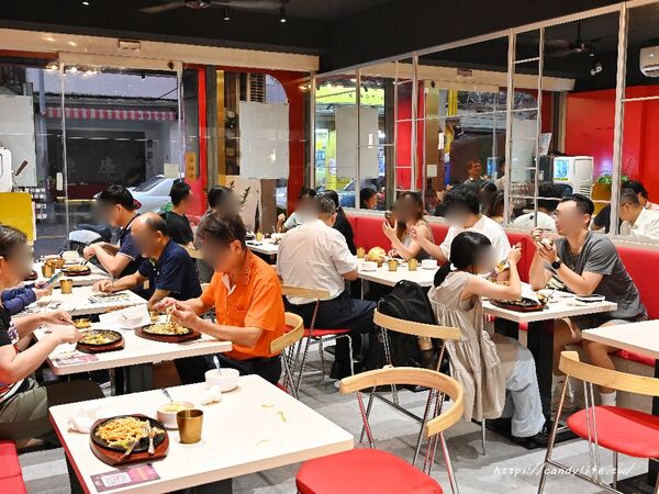 ▲▼豐芳牛排。（圖／部落客糖糖s 享食生活授權提供）