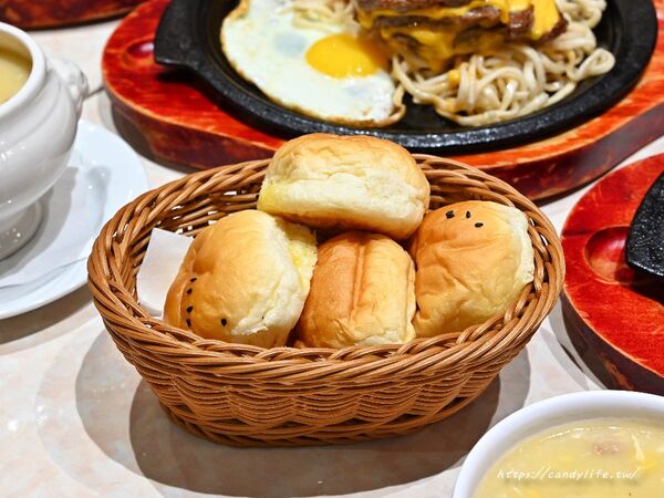 ▲▼豐芳牛排。（圖／部落客糖糖s 享食生活授權提供）