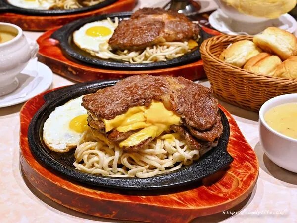 ▲▼豐芳牛排。（圖／部落客糖糖s 享食生活授權提供）