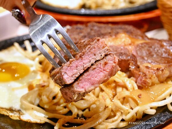 ▲▼豐芳牛排。（圖／部落客糖糖s 享食生活授權提供）