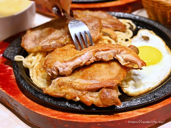 ▲▼豐芳牛排。（圖／部落客糖糖s 享食生活授權提供）