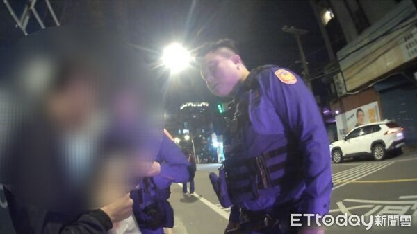 ▲▼陳男通緝身份遇到警方盤查，辯稱沒收到法院信件             。（圖／記者陳以昇翻攝）